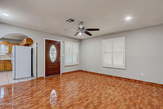 $195,000 | 10424 Valle De Oro Drive, Socorro, TX 79927