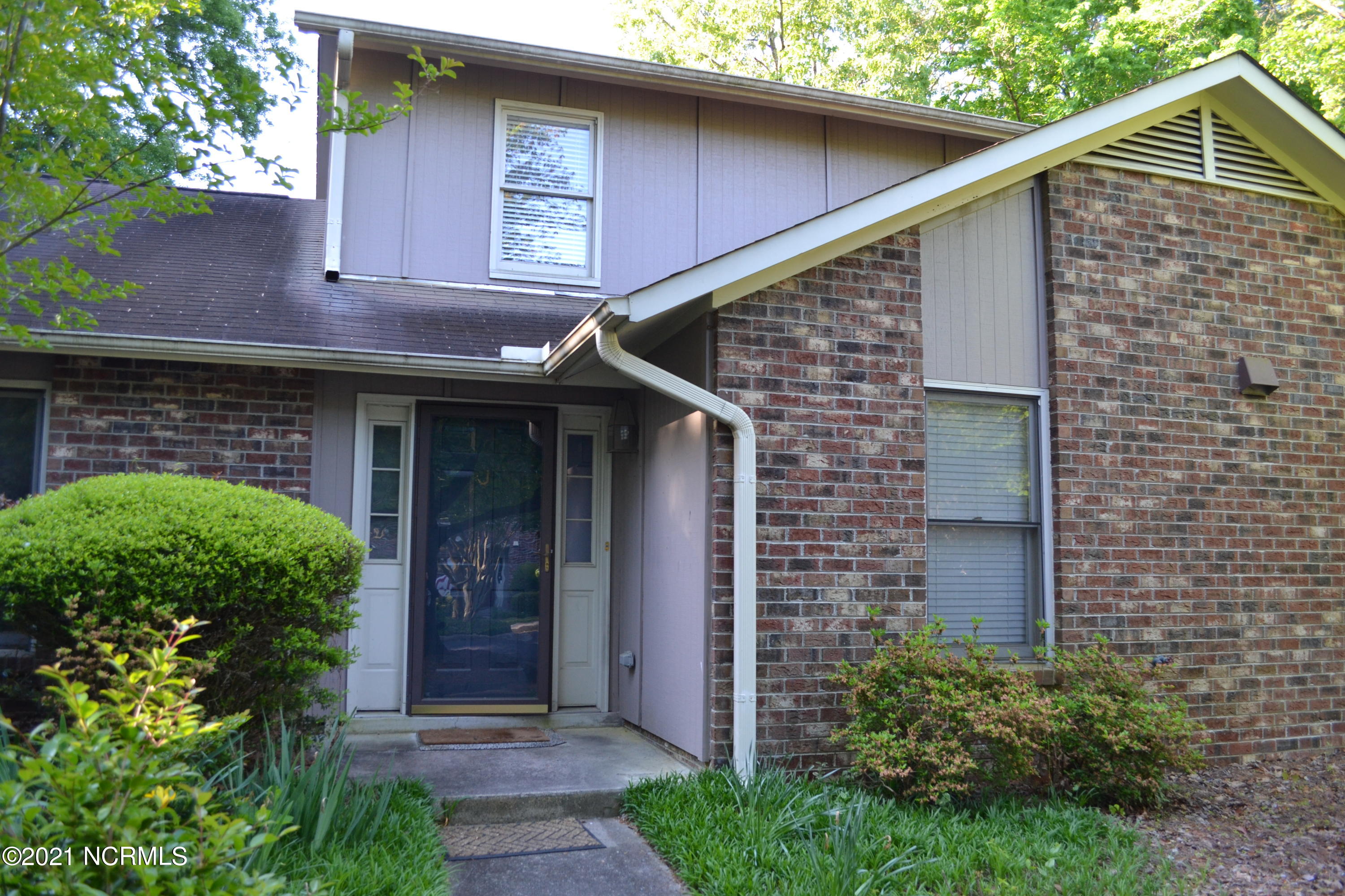 1985 Quail Ridge Road, Unit J Greenville, NC 27858 - Photo 1 of 28 exterior