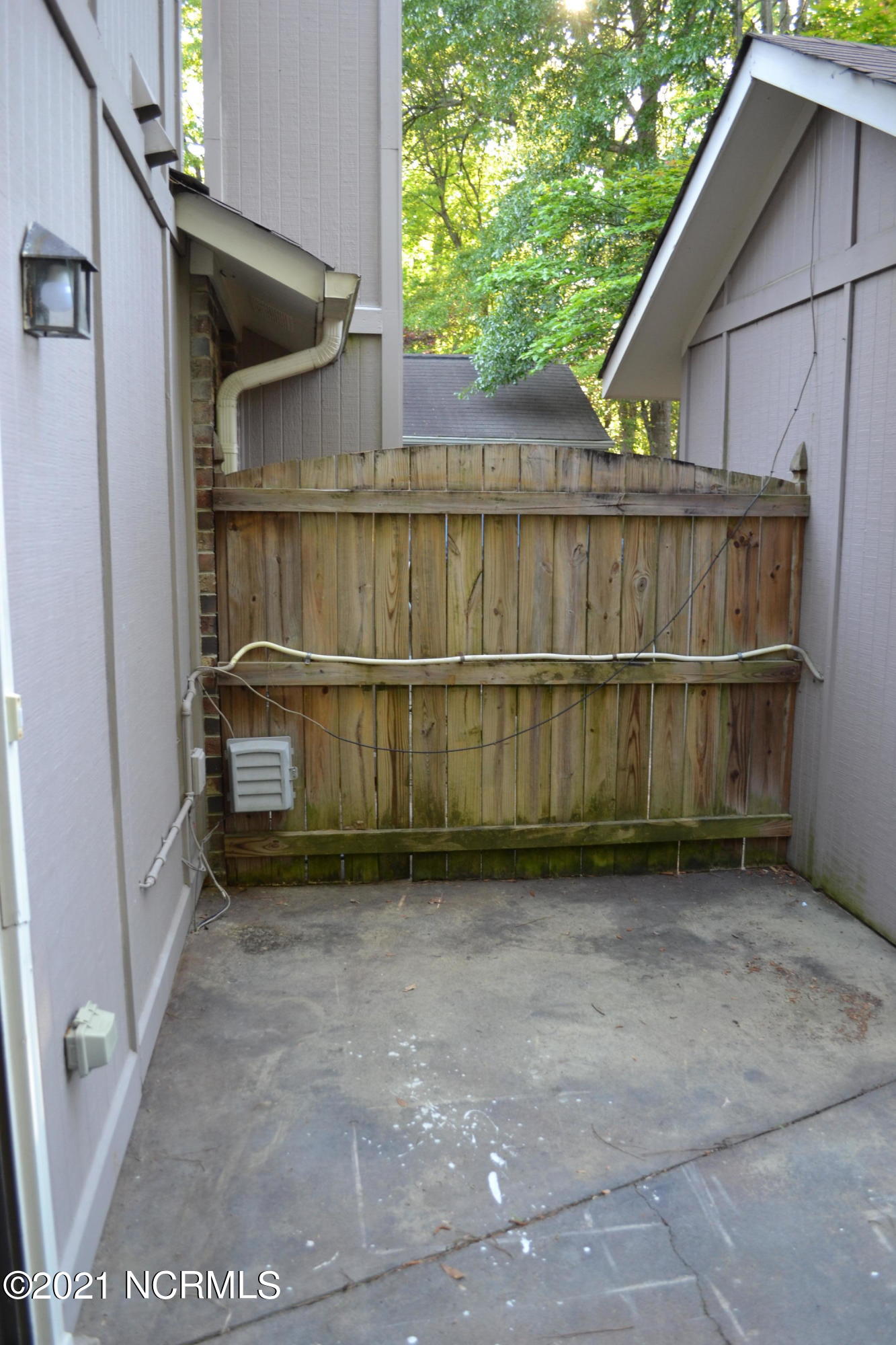 1985 Quail Ridge Road, Unit J Greenville, NC 27858 - Photo 11 of 28 Patio