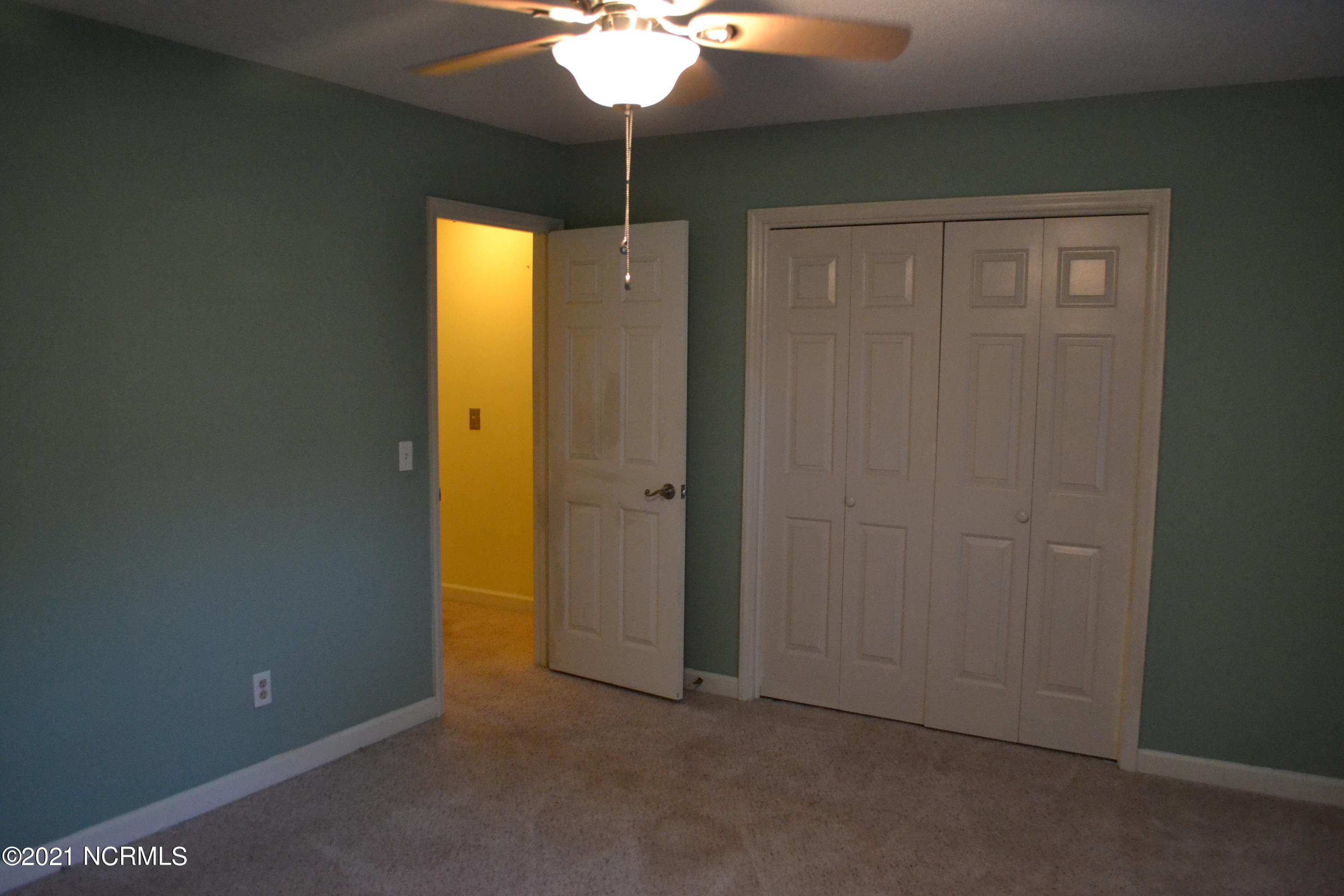 1985 Quail Ridge Road, Unit J Greenville, NC 27858 - Photo 21 of 28 Master