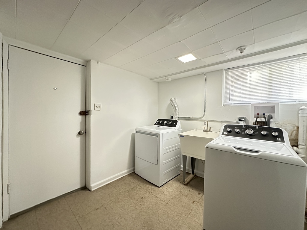 5701 North Keystone Avenue, Unit GDN Chicago, IL 60646 - Photo 20 of 20 a room with storage and utility