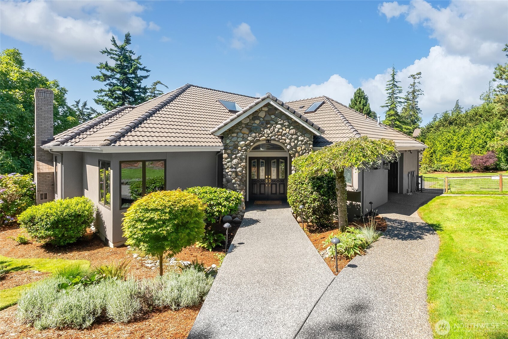 9151 Samish Island Road Bow, WA 98232 - Photo 5 of 40