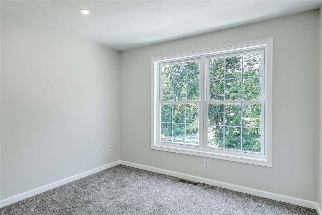 25 Walling Road Burrillville, RI 02830 - Photo 24 of 31