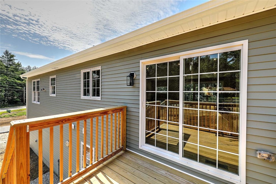 25 Walling Road Burrillville, RI 02830 - Photo 6 of 31