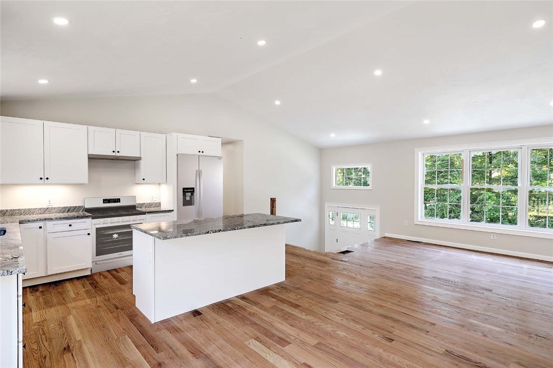 25 Walling Road Burrillville, RI 02830 - Photo 10 of 31 Appliances virtually added