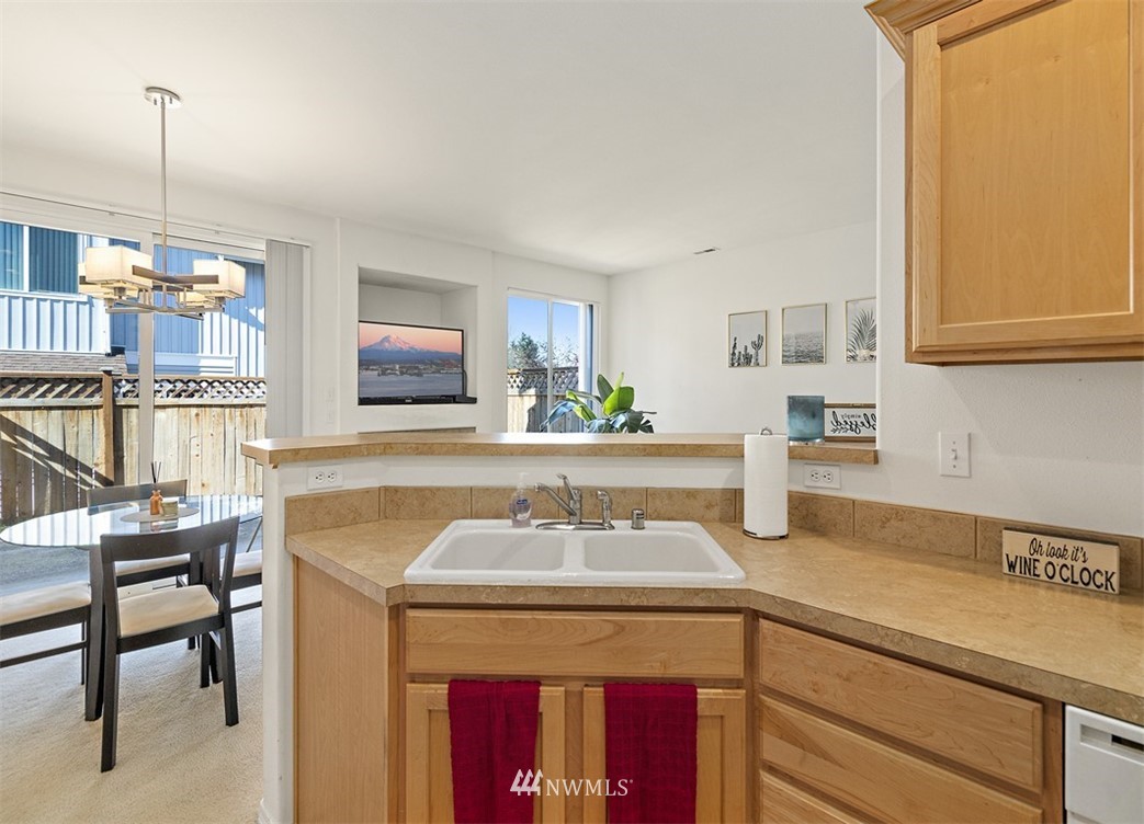 3010 Southeast 11th Place, Unit 1056 Renton, WA 98058 - Photo 14 of 37 Gallery Image 14