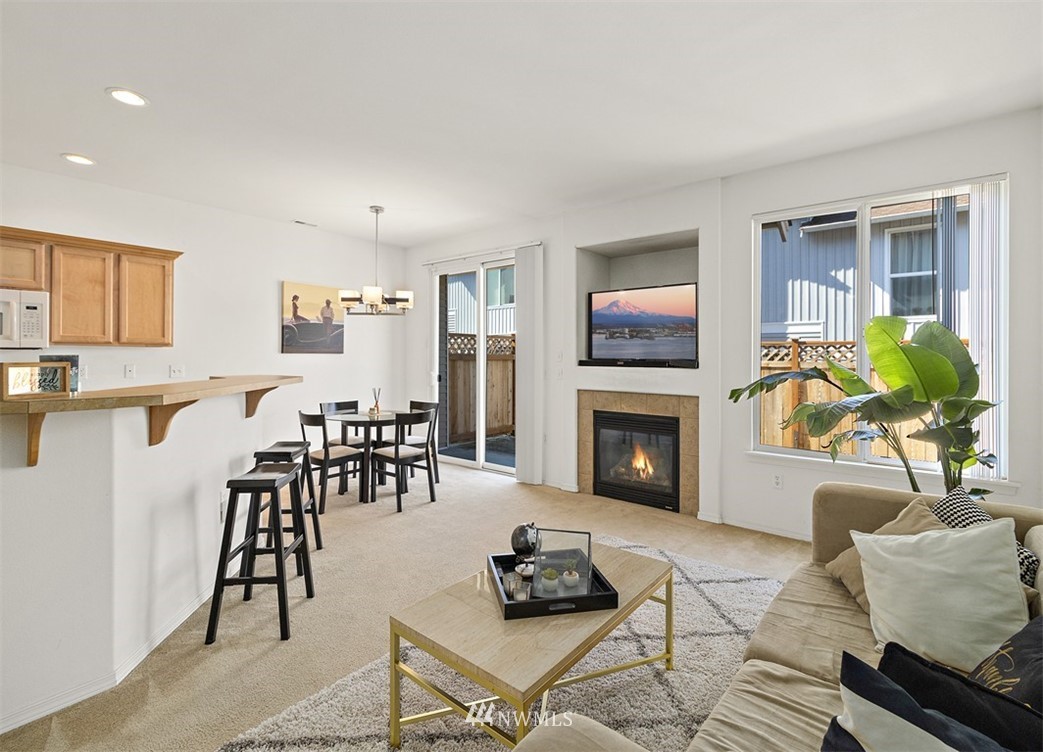 3010 Southeast 11th Place, Unit 1056 Renton, WA 98058 - Photo 7 of 37 Gallery Image 7