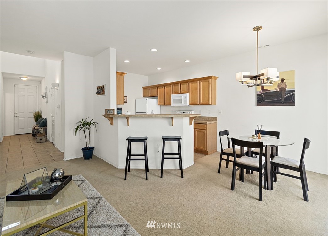 3010 Southeast 11th Place, Unit 1056 Renton, WA 98058 - Photo 8 of 37 Gallery Image 8
