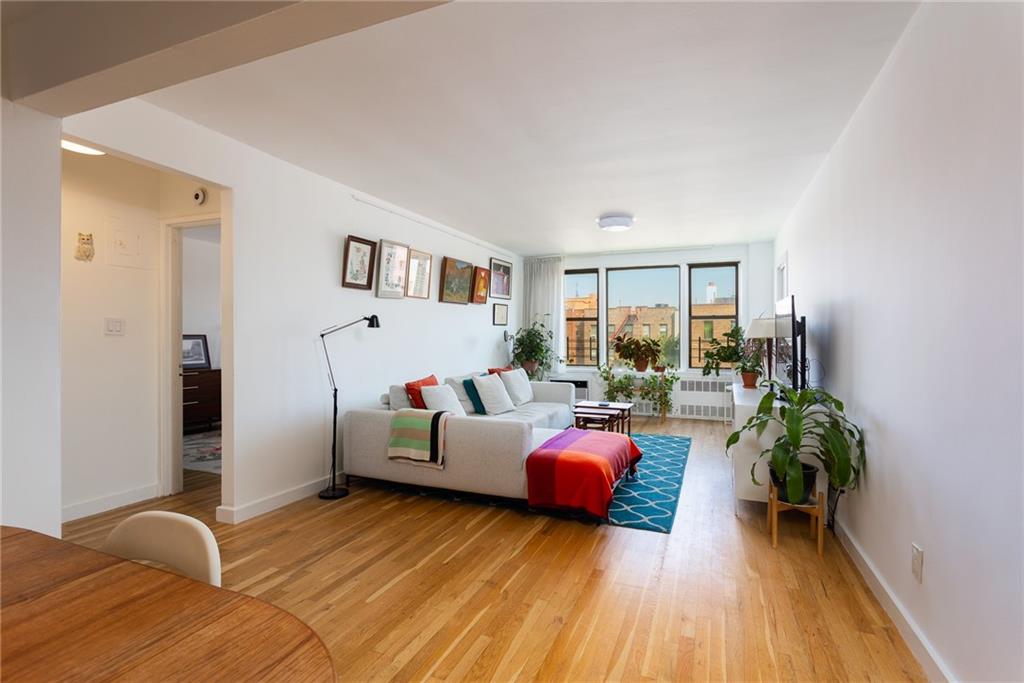415 Beverley Road, Unit 6R Brooklyn, NY 11218 - Photo 7 of 12 Gallery Image 7