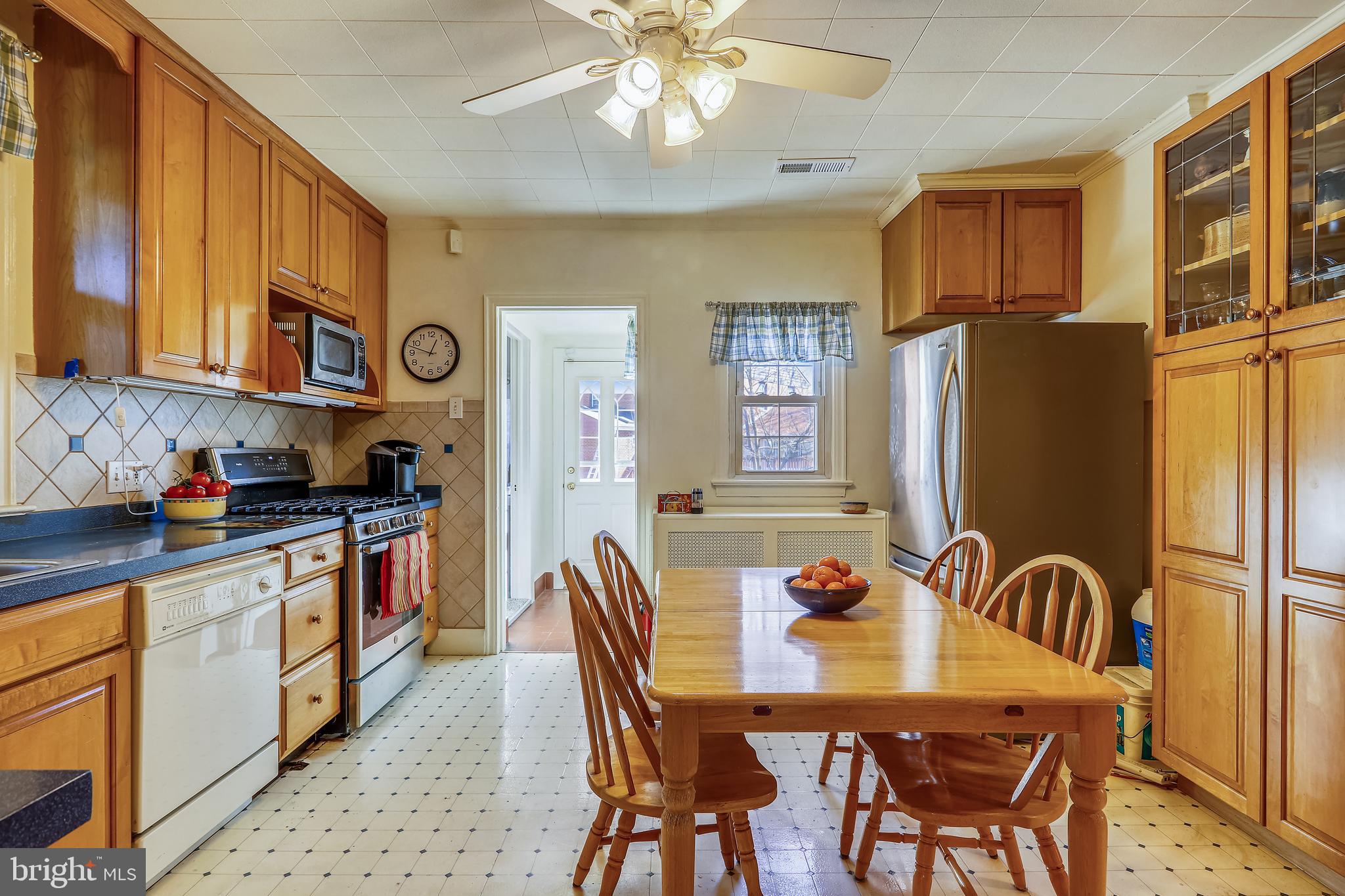 5805 Taylor Road Riverdale, MD 20737 - Photo 7 of 30 Gallery Image 7