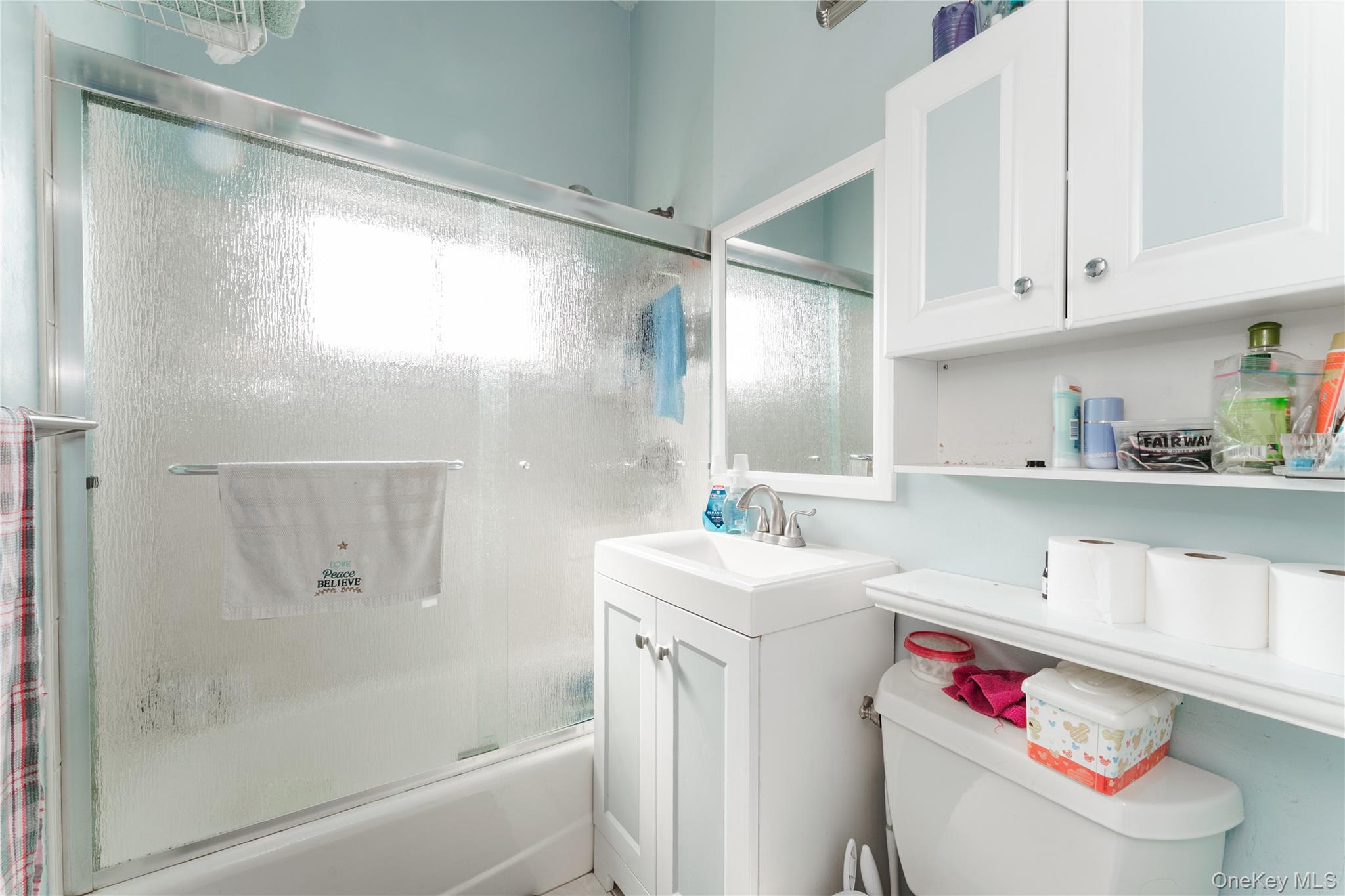 269 North Newbridge Road, Unit 2B Levittown, NY 11756 - Photo 9 of 16