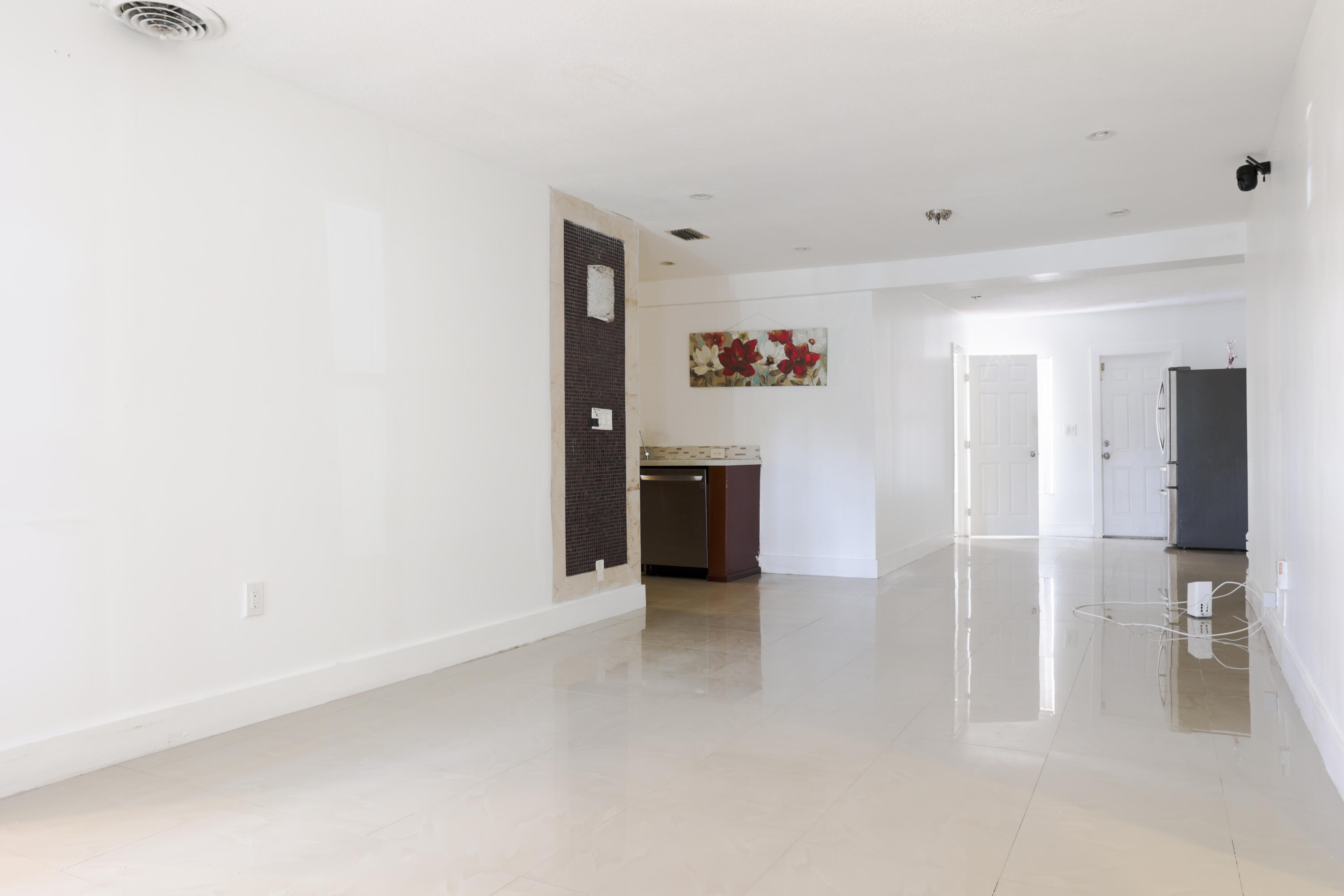 5380 Southwest 10th Street Margate, FL 33068 - Photo 6 of 7 a view of a hallway