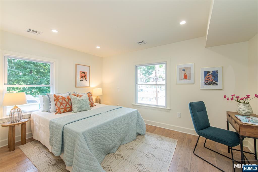 181 Valley Road Montclair, NJ 07042 - Photo 26 of 33