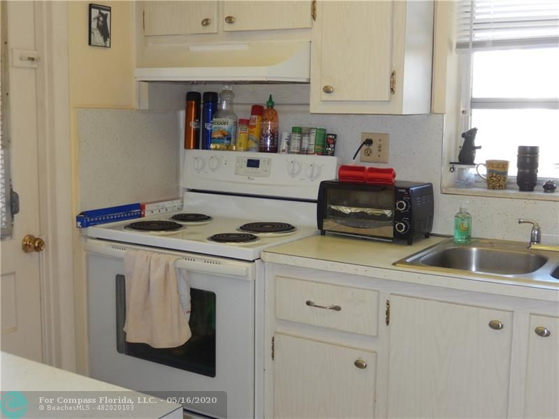 5800 Margate Boulevard, Unit 521 Margate, FL 33063 - Photo 3 of 13