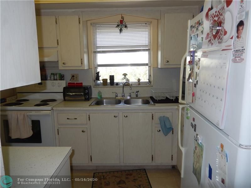 5800 Margate Boulevard, Unit 521 Margate, FL 33063 - Photo 4 of 13