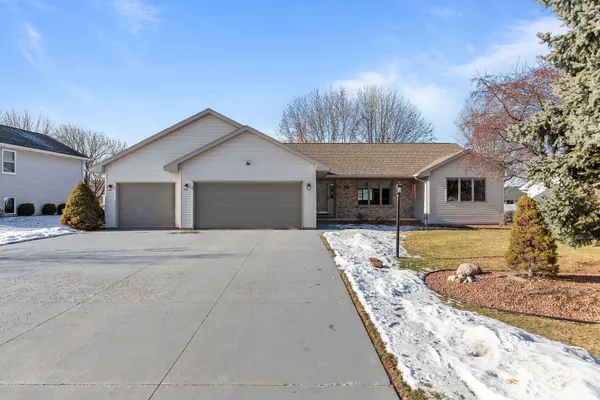 $449,900 | W5609 Jochmann Drive, Appleton, WI 54915