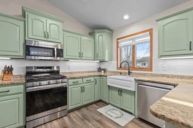 $449,900 | W5609 Jochmann Drive, Appleton, WI 54915