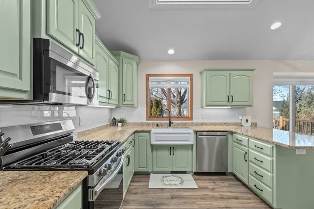 $449,900 | W5609 Jochmann Drive, Appleton, WI 54915