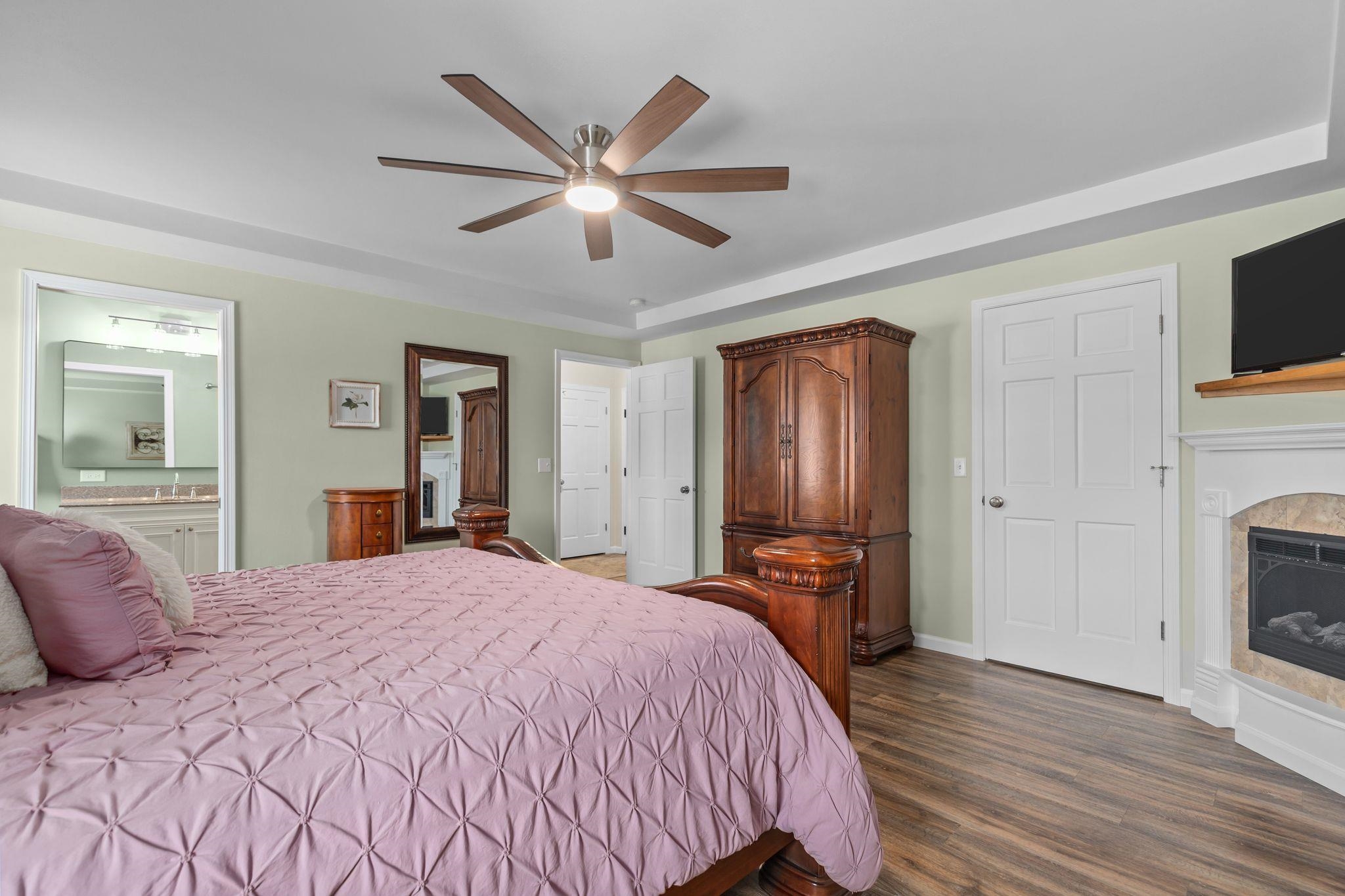 W5609 Jochmann Drive Appleton, WI 54915 - Photo 17 of 61