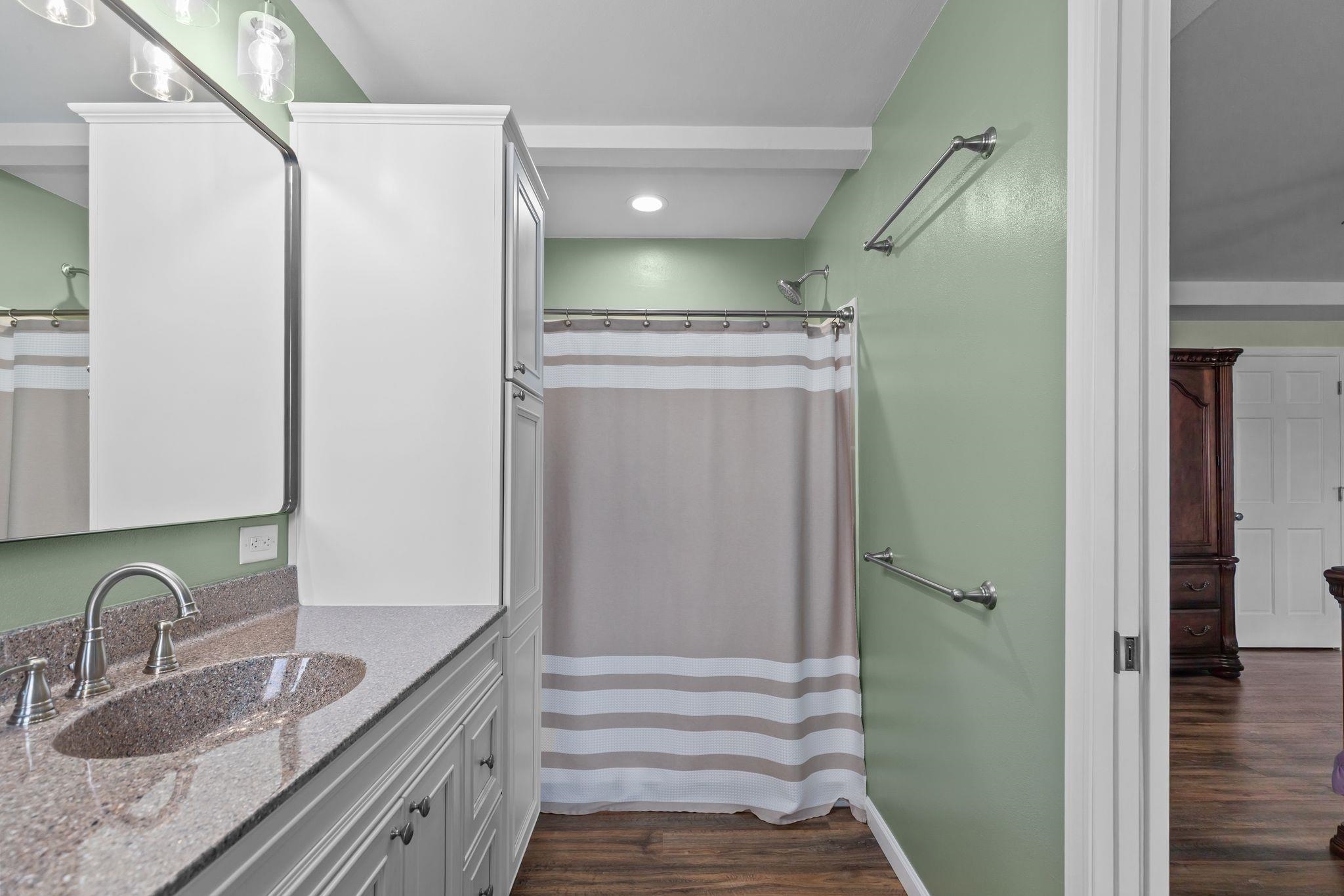 W5609 Jochmann Drive Appleton, WI 54915 - Photo 21 of 61