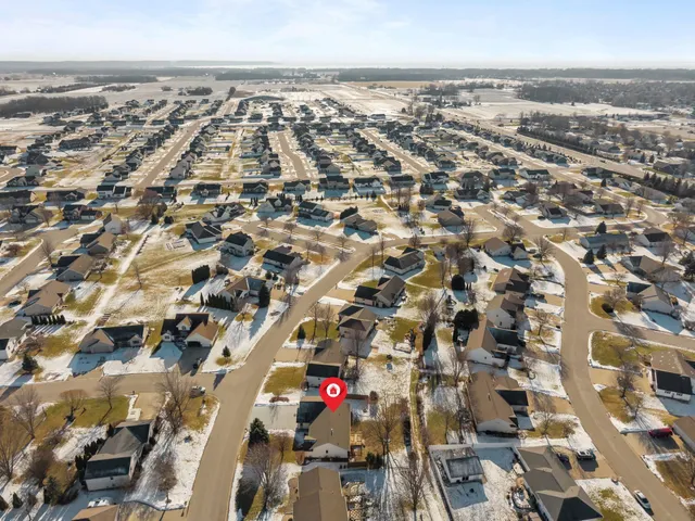 $449,900 | W5609 Jochmann Drive, Appleton, WI 54915