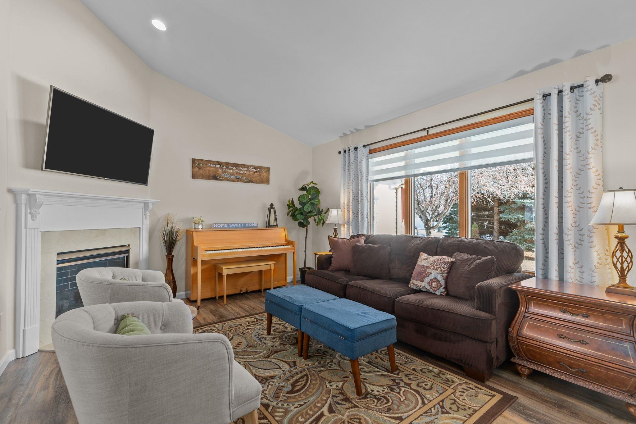 W5609 Jochmann Drive Appleton, WI 54915 - Photo 6 of 61