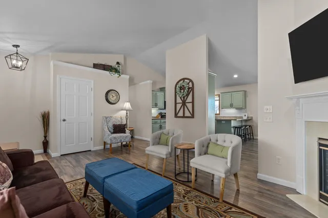 $449,900 | W5609 Jochmann Drive, Appleton, WI 54915