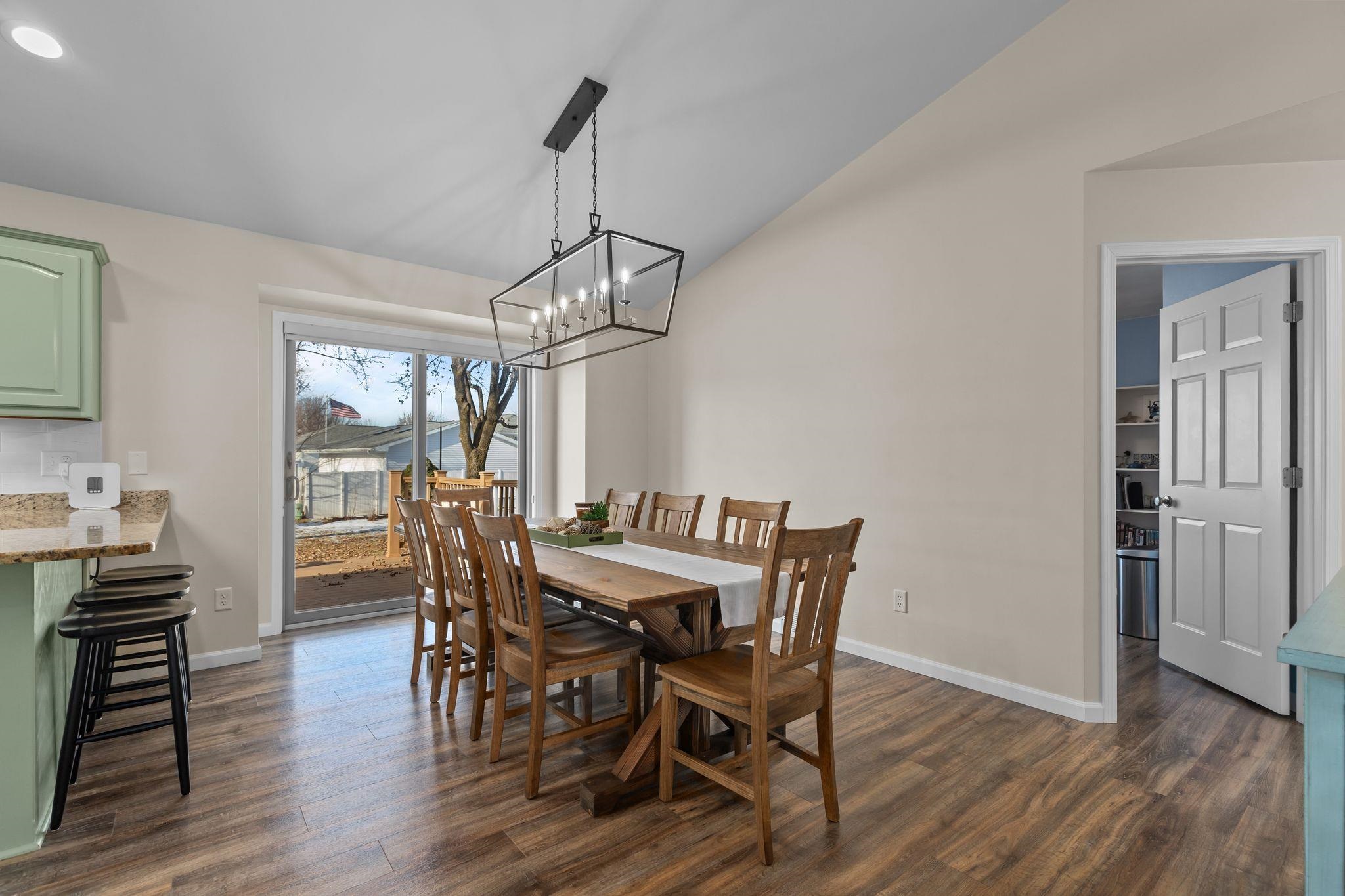 W5609 Jochmann Drive Appleton, WI 54915 - Photo 9 of 61