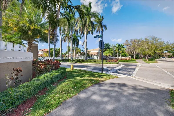 $795,599 | 1485 Northwest 129th Terrace, Sunrise, FL 33323