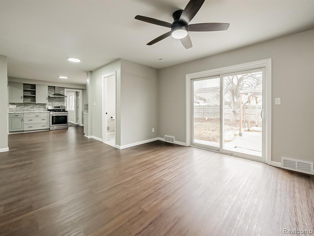 11780 Haggerty Road Belleville, MI 48111 - Photo 2 of 41