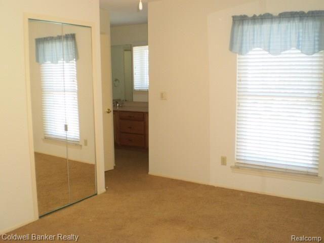 81 Manor Way, Unit 42 Rochester Hills, MI 48309 - Photo 13 of 34