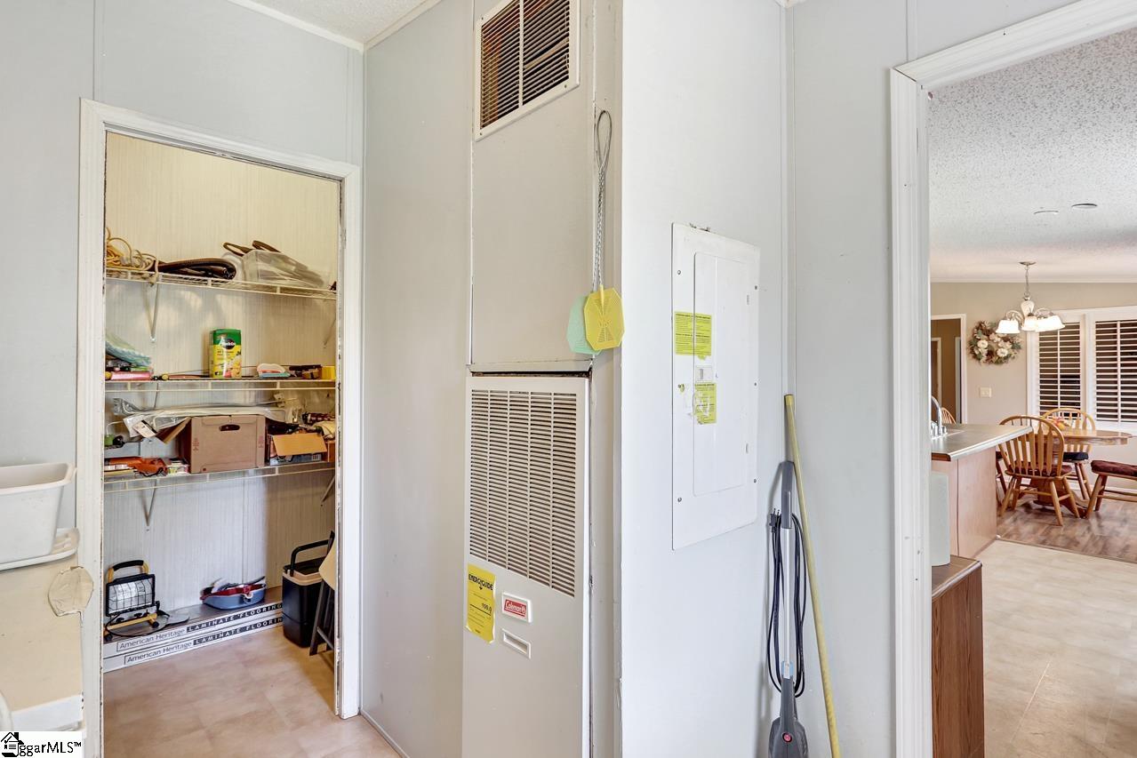 1213 Hurricane Road Gray Court, SC 29645 - Photo 20 of 35 Gallery Image 20