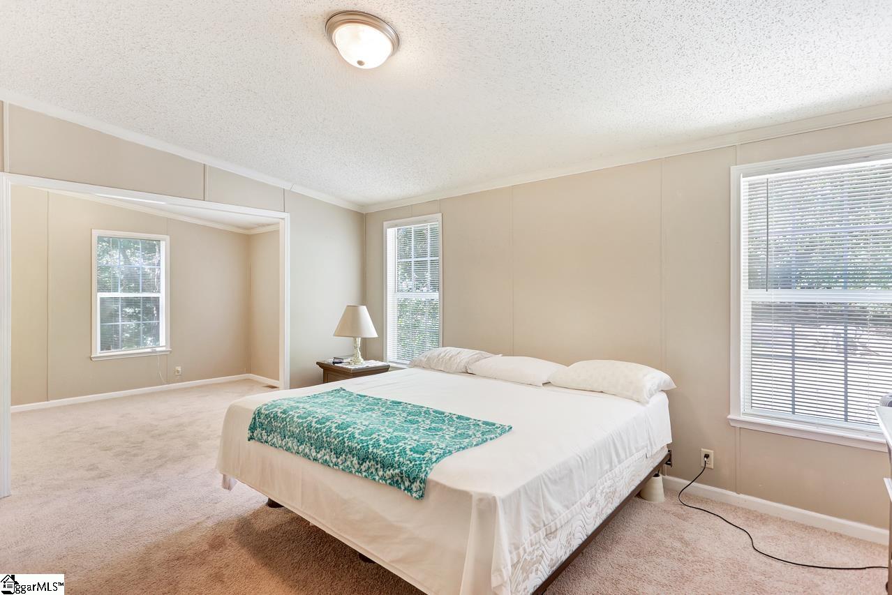 1213 Hurricane Road Gray Court, SC 29645 - Photo 6 of 35 Gallery Image 6