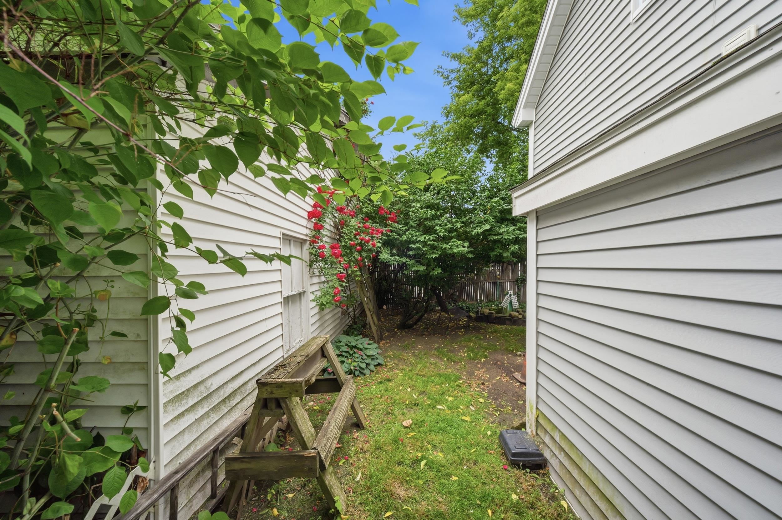 10 Birch Street Derry, NH 03038 - Photo 26 of 30
