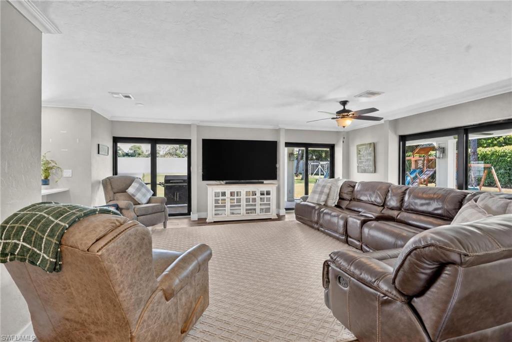 620 Hickory Road Naples, FL 34108 - Photo 4 of 45 Gallery Image 4