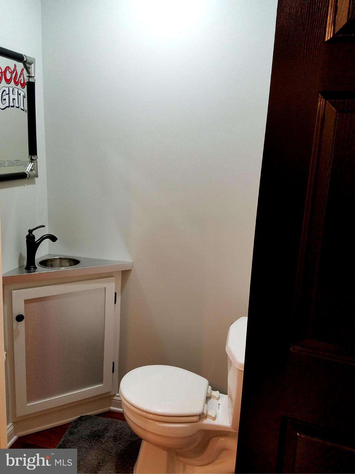 3009 Keswick Road Baltimore, MD 21211 - Photo 8 of 28 1st Floor Bathroom