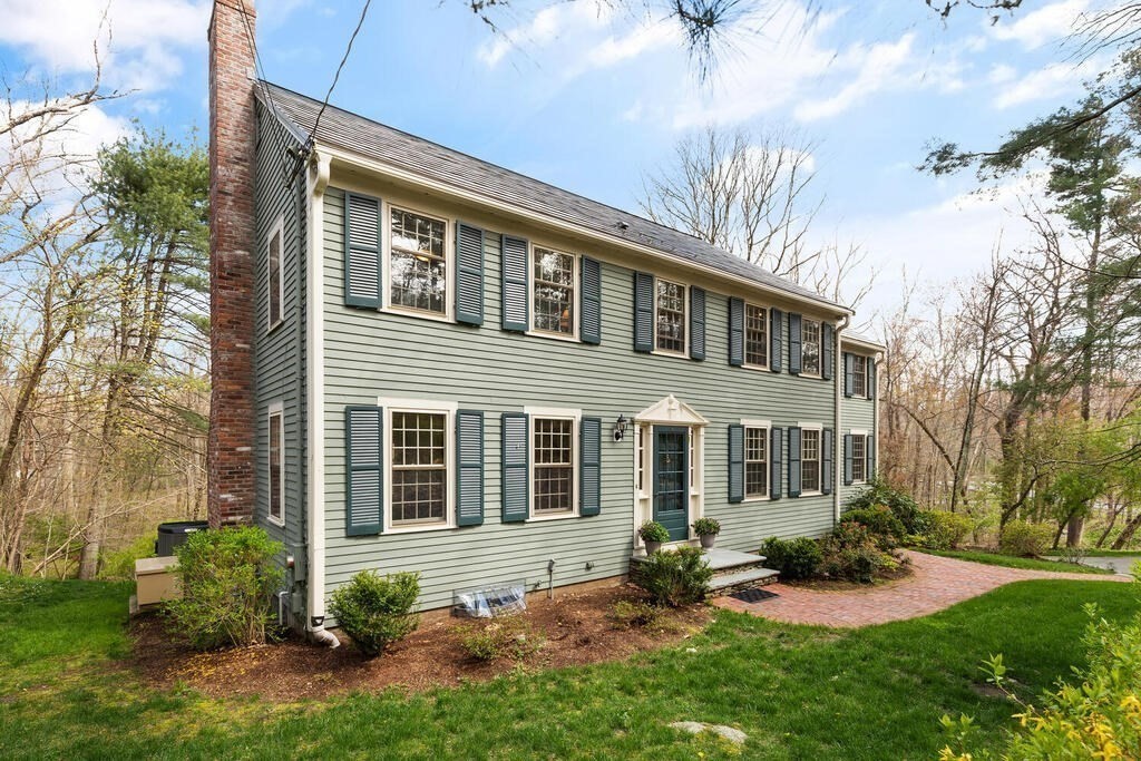 91 Old Orchard Road Sherborn, MA 01770 - Photo 4 of 42 Gallery Image 4