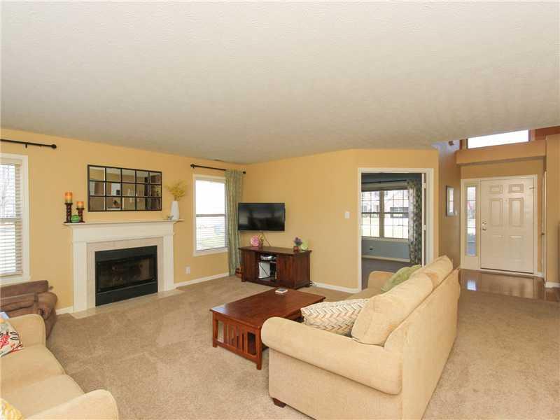 10900 Fairway Ridge Lane Fishers, IN 46037 - Photo 5 of 21 Gallery Image 5