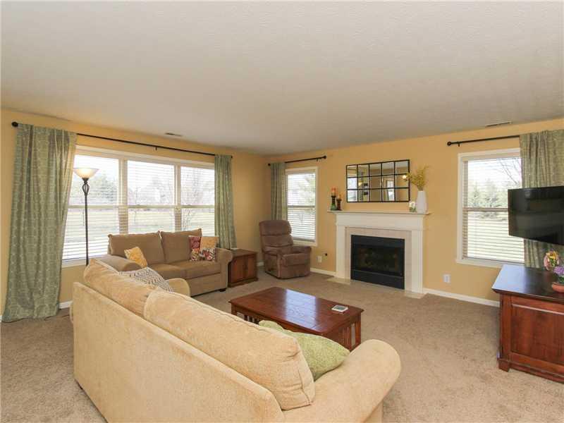 10900 Fairway Ridge Lane Fishers, IN 46037 - Photo 6 of 21 Gallery Image 6