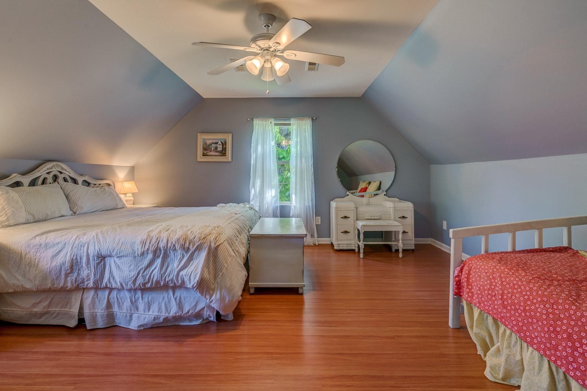 137 Thunder Ridge Road Huddleston, VA 24104 - Photo 23 of 54 021-312785-137 Thunder Ridge Road 19_77
