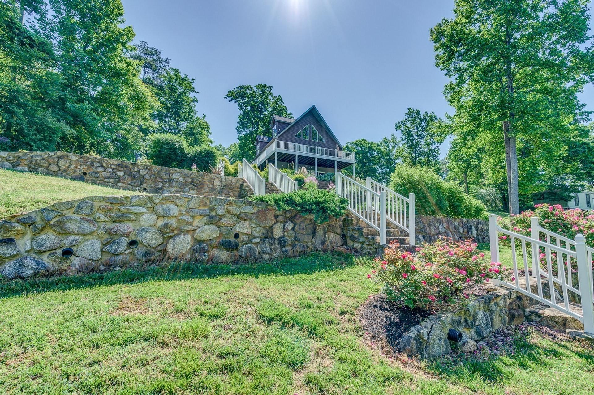 137 Thunder Ridge Road Huddleston, VA 24104 - Photo 40 of 54 036-312785-137 Thunder Ridge Road 34_77
