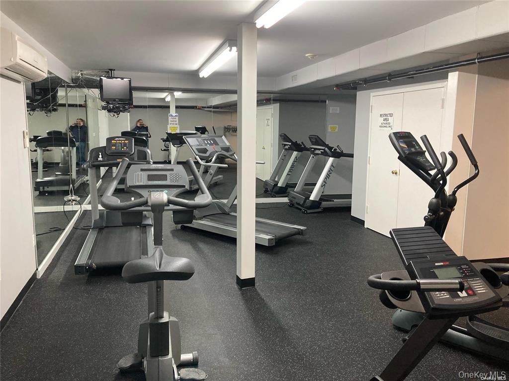 1407 Middle Road, Unit 91 Calverton, NY 11933 - Photo 6 of 9 Gym