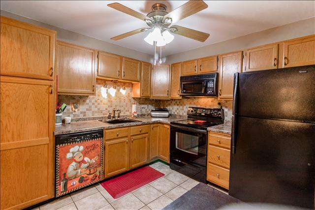 6085 Rowland Road, Unit 303 Minnetonka, MN 55343 - Photo 10 of 26 Gallery Image 10