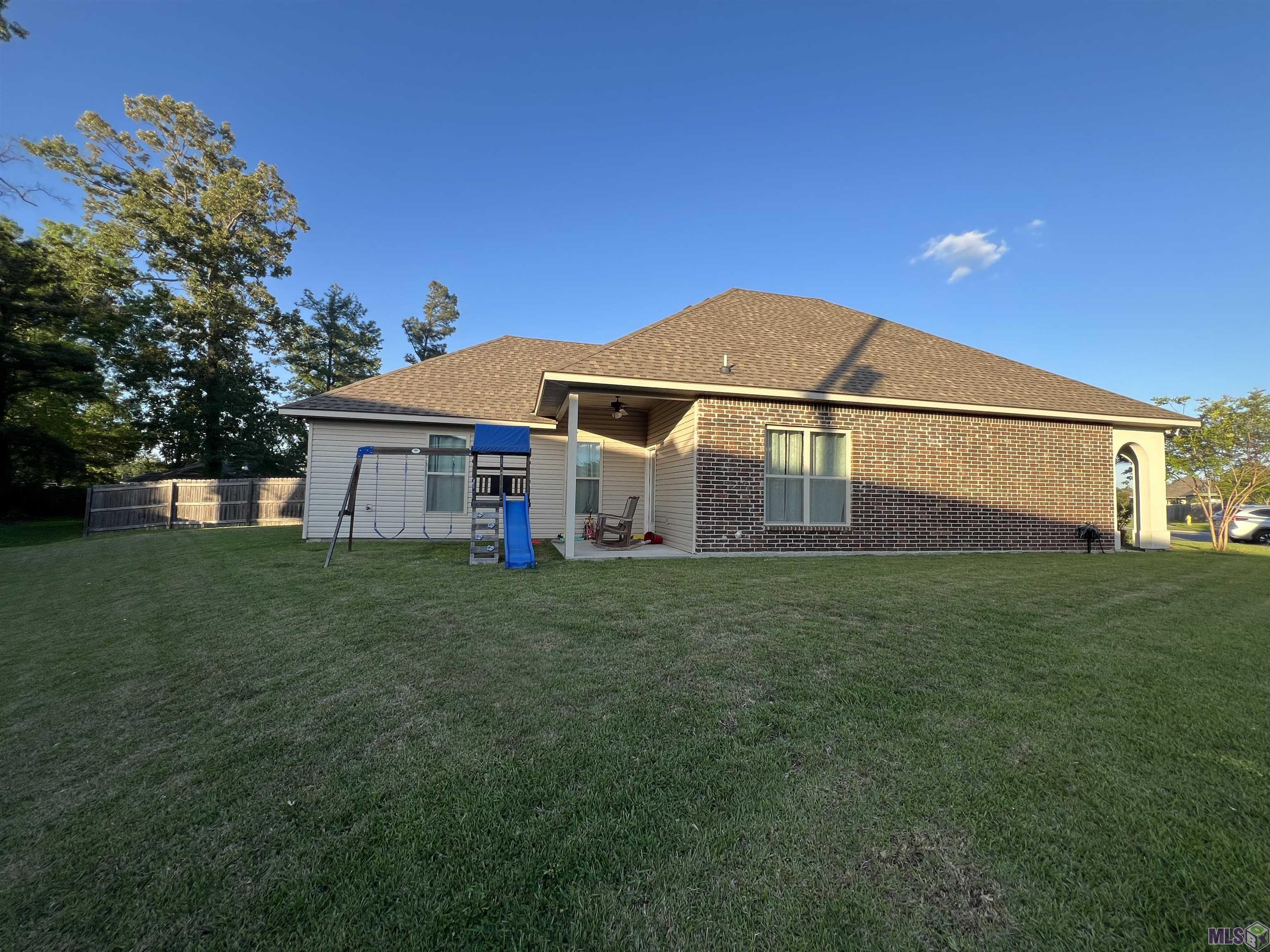 16211 White Rose Drive Baton Rouge, LA 70817 - Photo 6 of 7