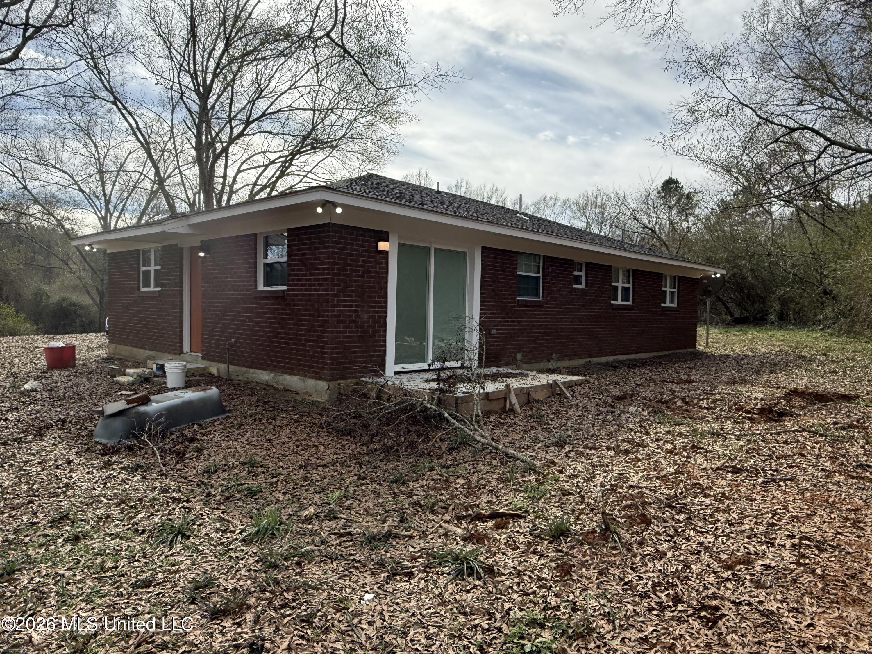 47 Lee Road Sumrall, MS 39482 - Photo 20 of 20 IMG_0711