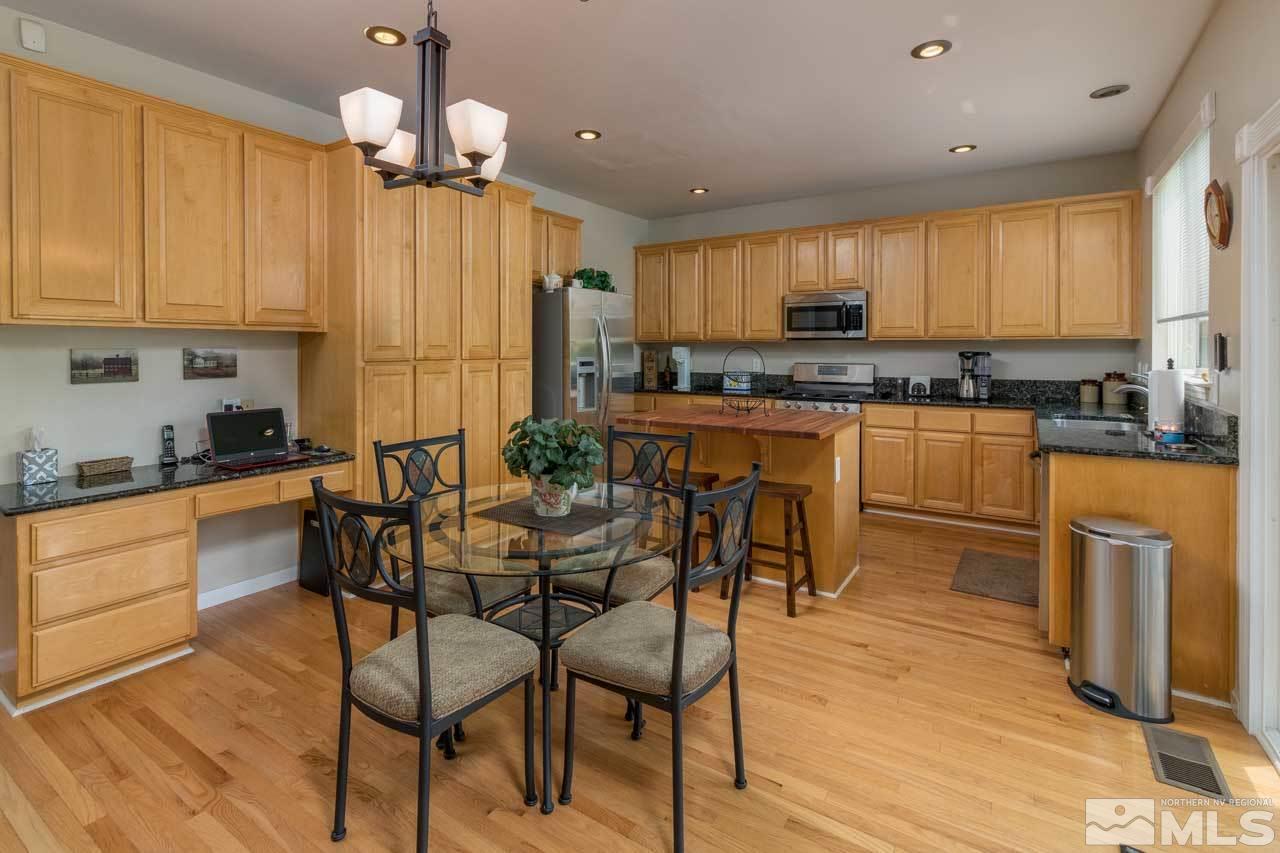 81 Foxtail Court Reno, NV 89502 - Photo 2 of 25 Photo 2