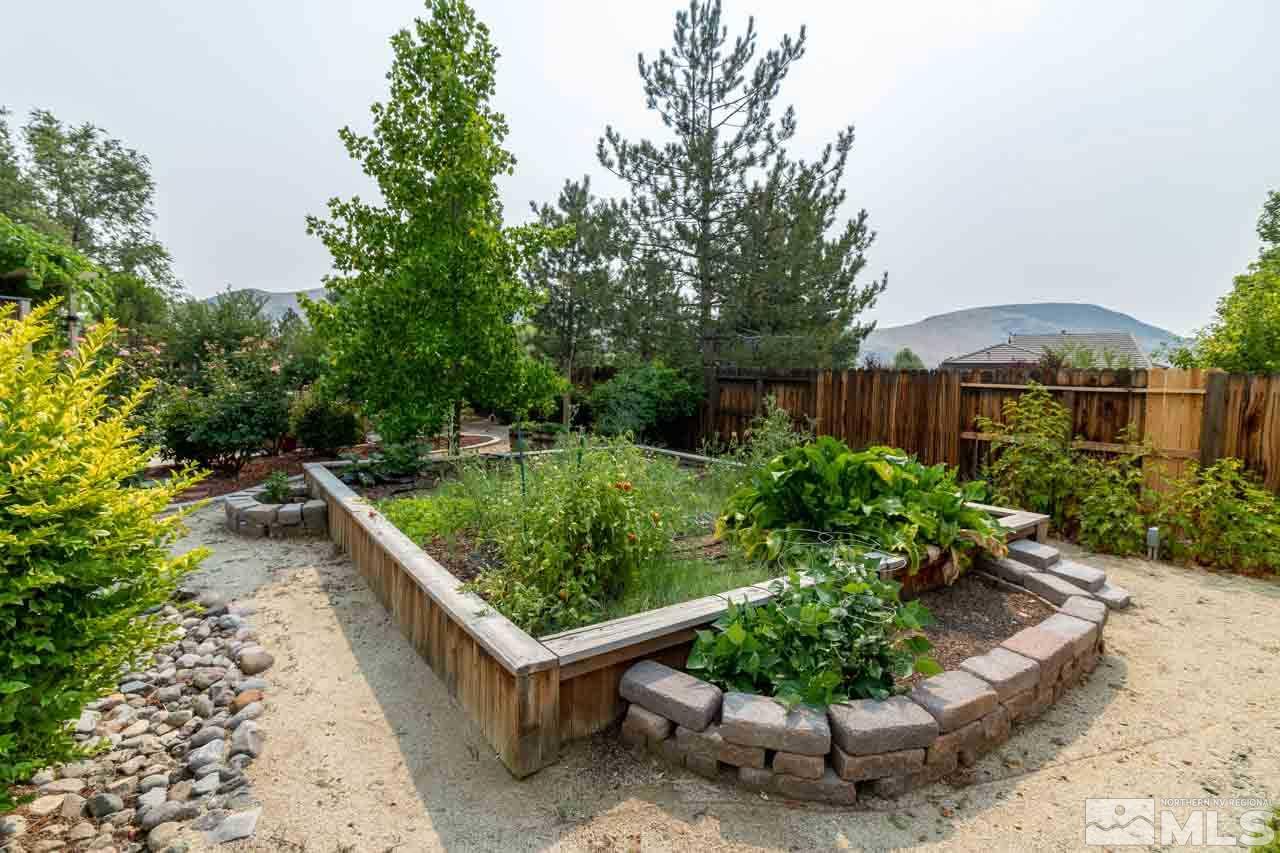 81 Foxtail Court Reno, NV 89502 - Photo 7 of 25 Photo 7