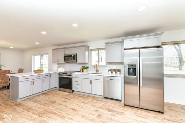 $330,000 | 8073 Wallingwood Drive, Indianapolis, IN 46256