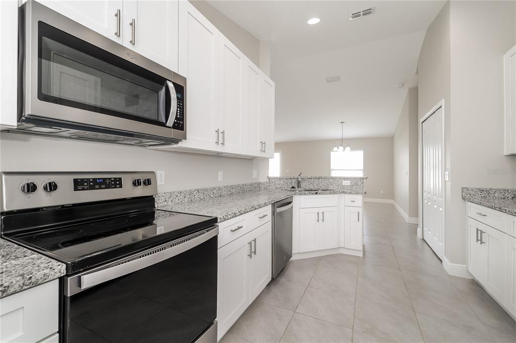 419 Britten Drive Kissimmee, FL 34758 - Photo 5 of 16