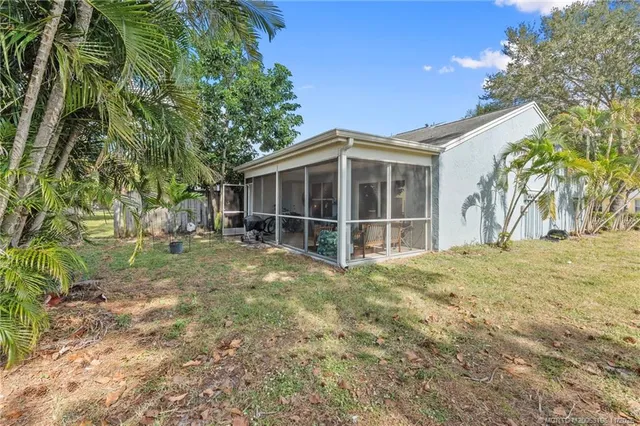 $2,400 | 111 Oakwood Drive, Jupiter, FL 33458